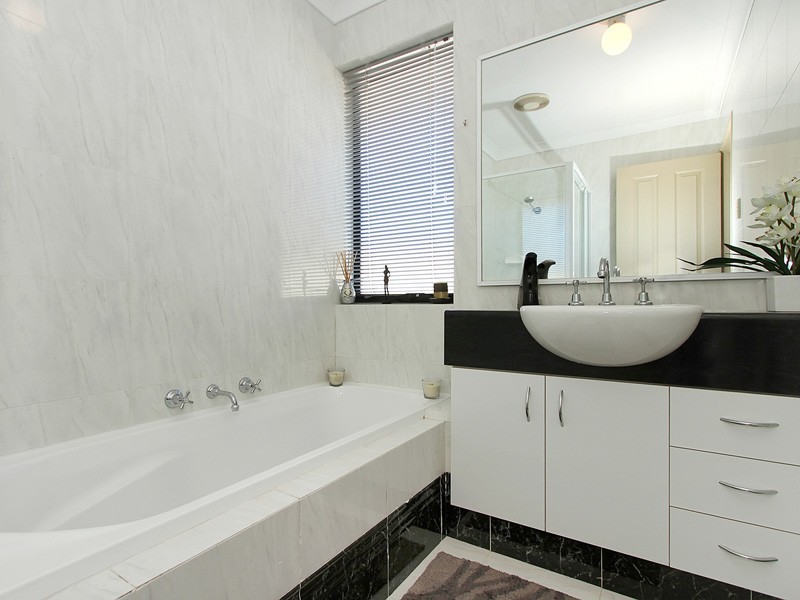 92a Sacramento Avenue, Beechboro WA 6063