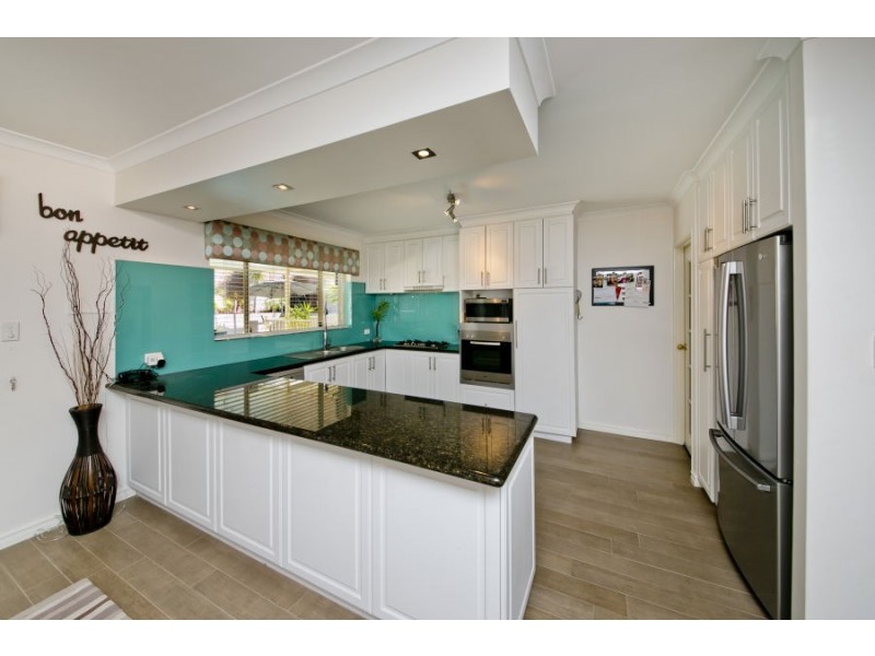 14 Babakin Parkway, Dianella WA 6059