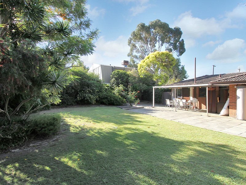 123 Burrendah Boulevard, Willetton WA 6155