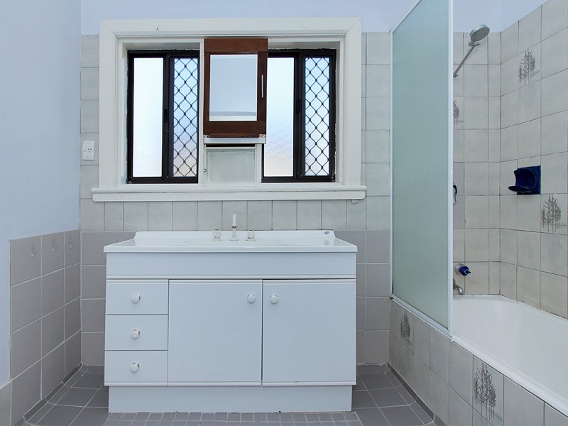 135 Second Avenue, Eden Hill WA 6054