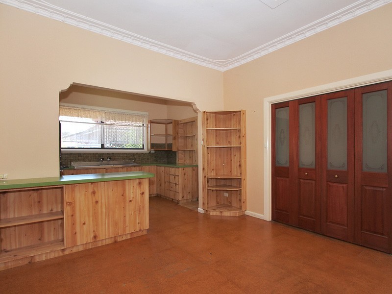 135 Second Avenue, Eden Hill WA 6054