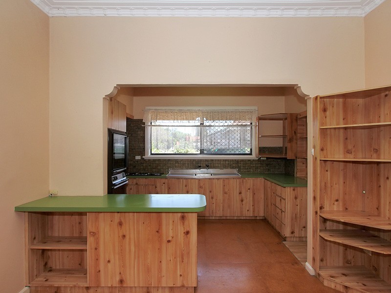 135 Second Avenue, Eden Hill WA 6054