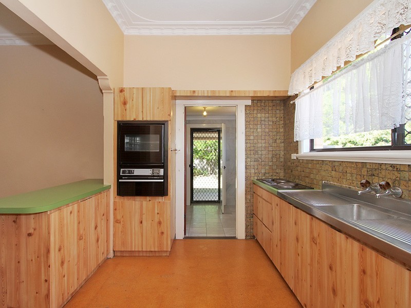 135 Second Avenue, Eden Hill WA 6054