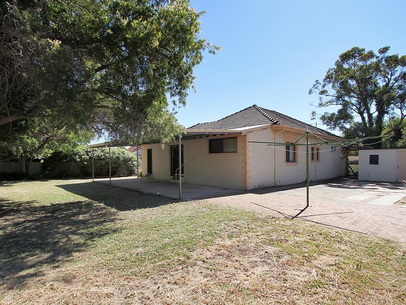 135 Second Avenue, Eden Hill WA 6054