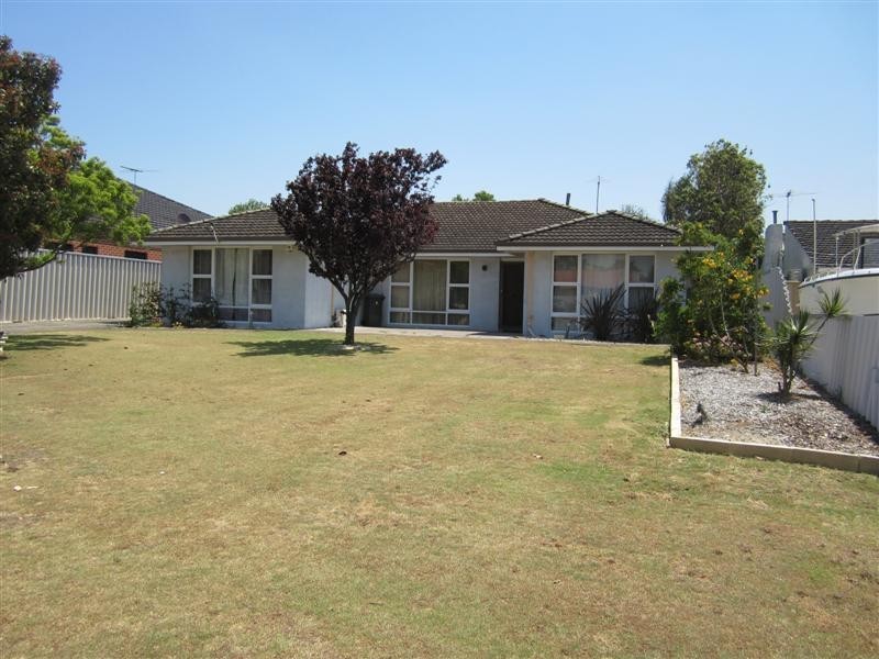 5 Wanndina Avenue, Dianella WA 6059