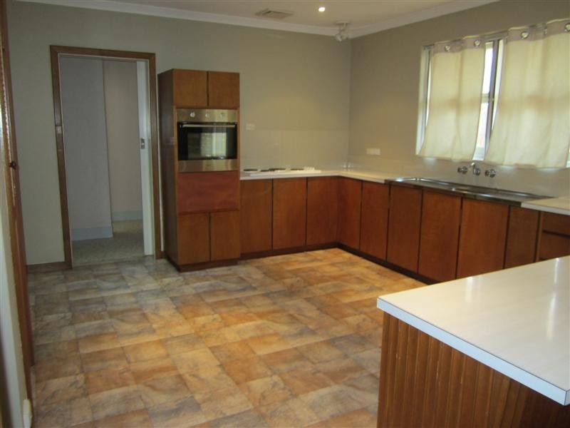 5 Wanndina Avenue, Dianella WA 6059