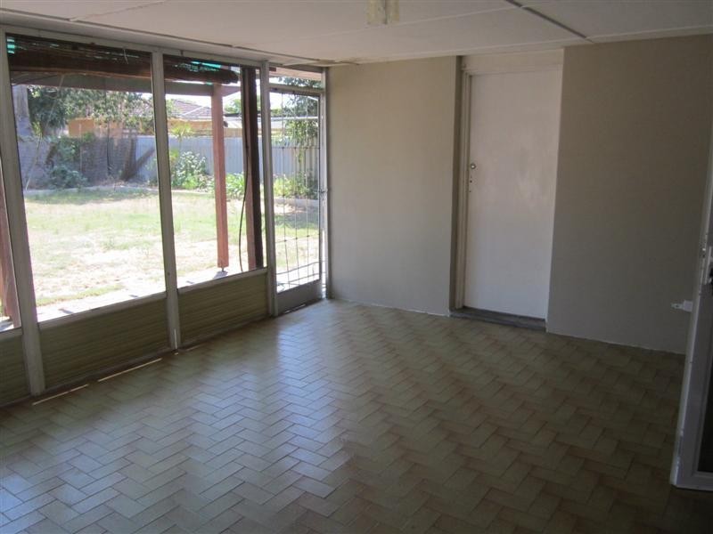 5 Wanndina Avenue, Dianella WA 6059