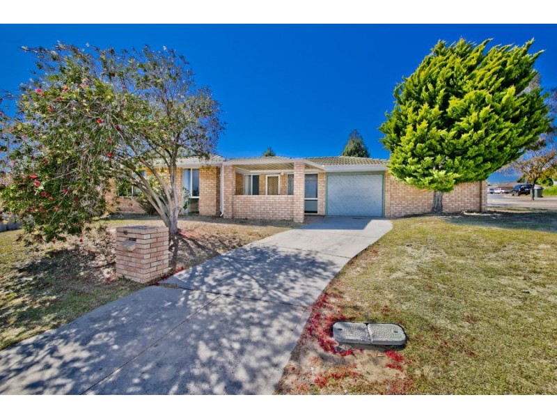 40 Highview Street, Alexander Heights WA 6064