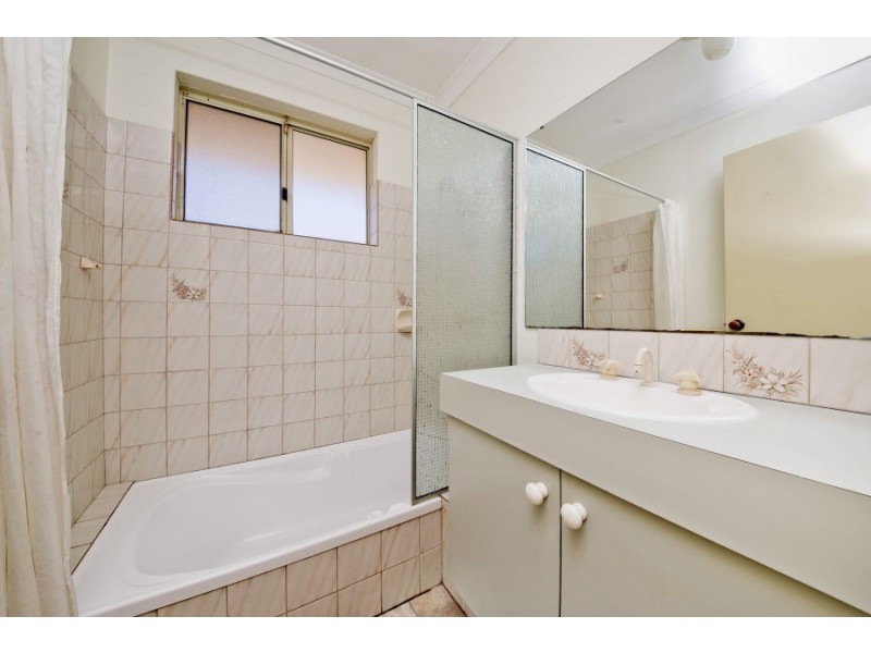 40 Highview Street, Alexander Heights WA 6064