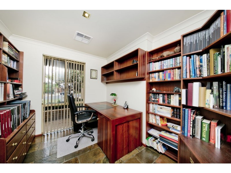 14 Jarrah Place, Woodvale WA 6026