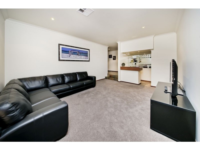 14 Jarrah Place, Woodvale WA 6026