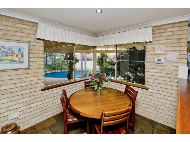 14 Jarrah Place, Woodvale WA 6026