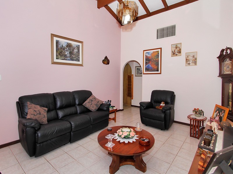 6/57 Mickleton Terrace, Bassendean WA 6054