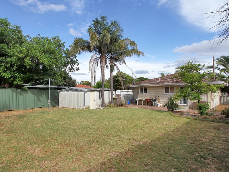 43 Casserley Avenue, Girrawheen WA 6064