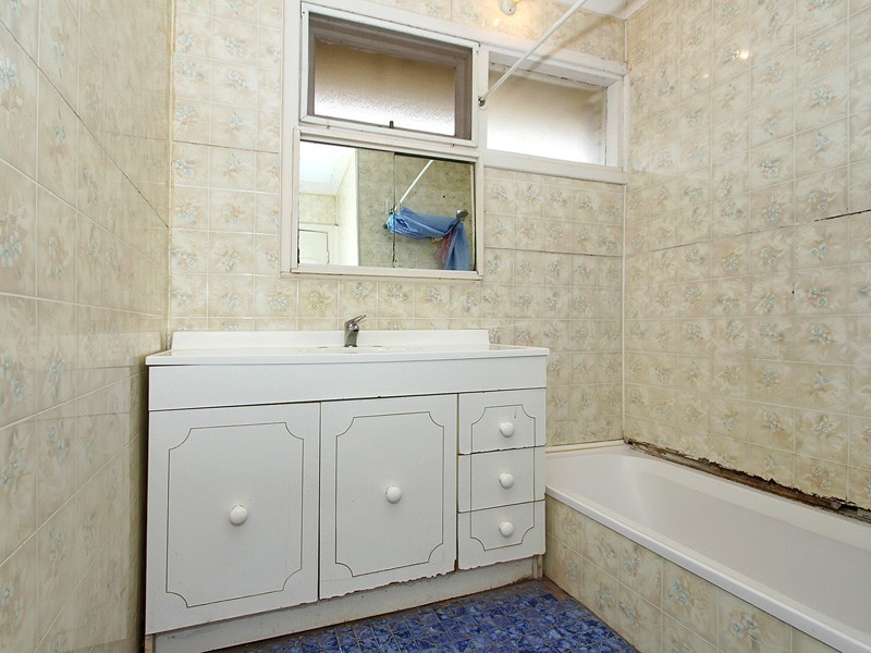 43 Casserley Avenue, Girrawheen WA 6064