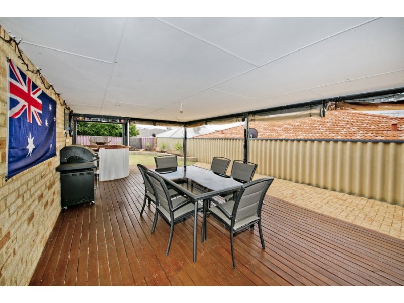7 St Quentin Parkway, Alexander Heights WA 6064