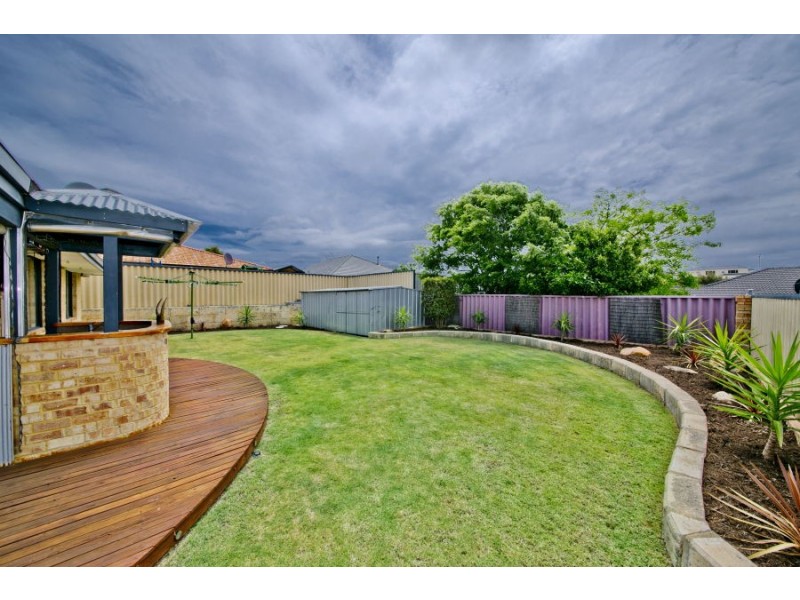 7 St Quentin Parkway, Alexander Heights WA 6064
