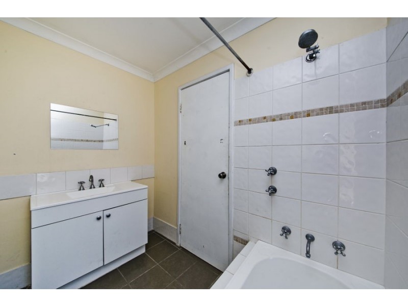 40 Amazon Drive, Beechboro WA 6063