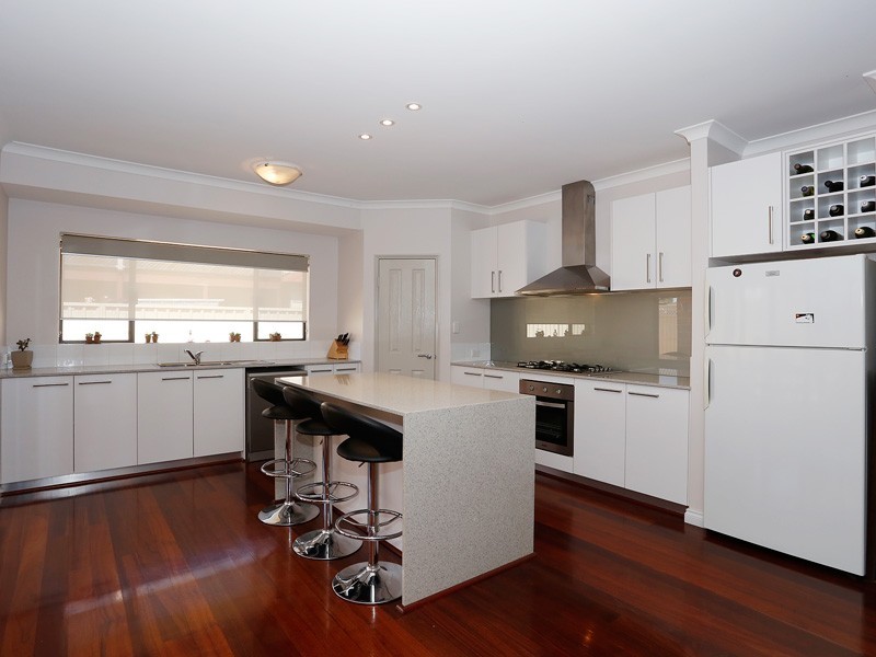 99a Walter Road, Bassendean WA 6054