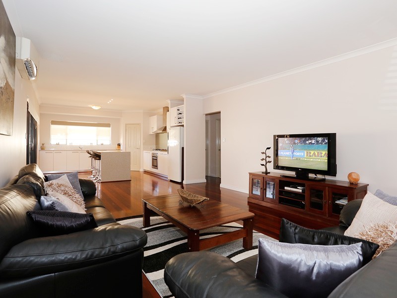 99a Walter Road, Bassendean WA 6054