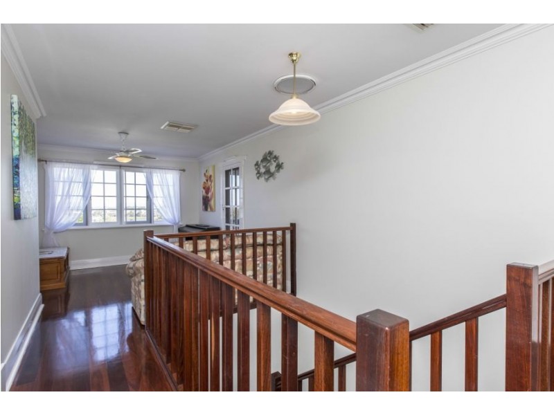 25 Elizabeth Street, Bayswater WA 6053