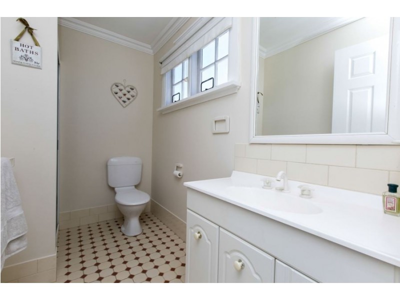 25 Elizabeth Street, Bayswater WA 6053