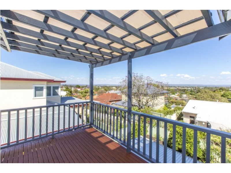 25 Elizabeth Street, Bayswater WA 6053