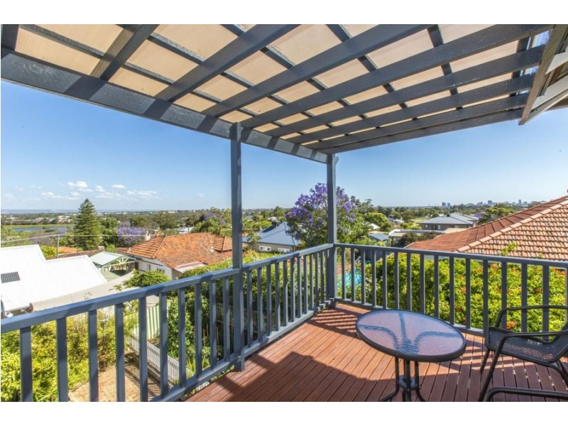 25 Elizabeth Street, Bayswater WA 6053
