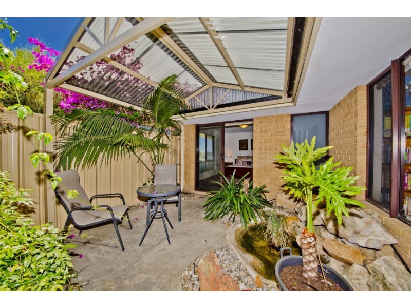 20 Derbi Road, Alexander Heights WA 6064