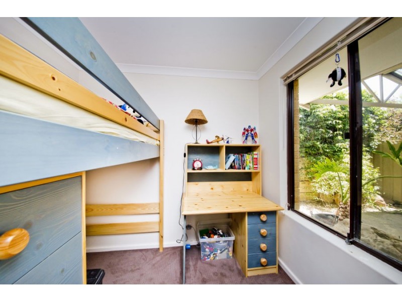 20 Derbi Road, Alexander Heights WA 6064