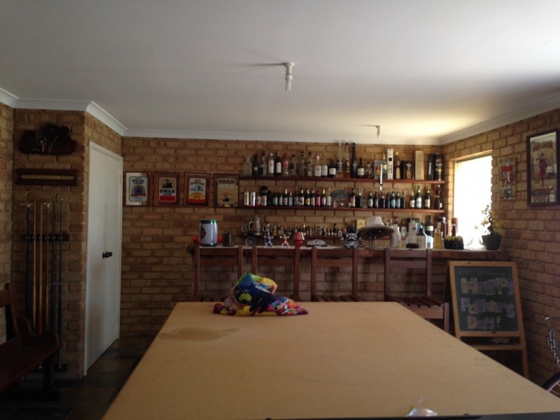 152 Illawarra Crescent, Ballajura WA 6066