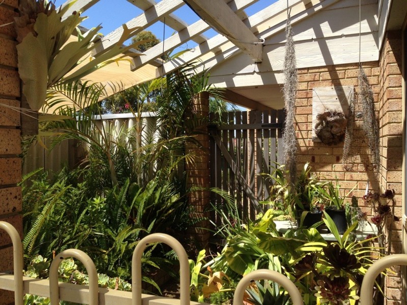 152 Illawarra Crescent, Ballajura WA 6066