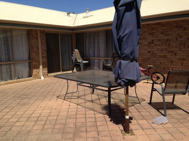 152 Illawarra Crescent, Ballajura WA 6066