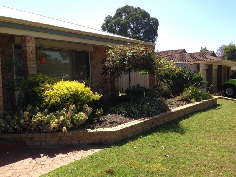 152 Illawarra Crescent, Ballajura WA 6066