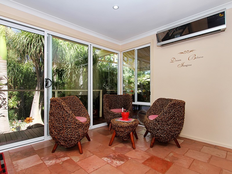 6 Steele Street, Eden Hill WA 6054