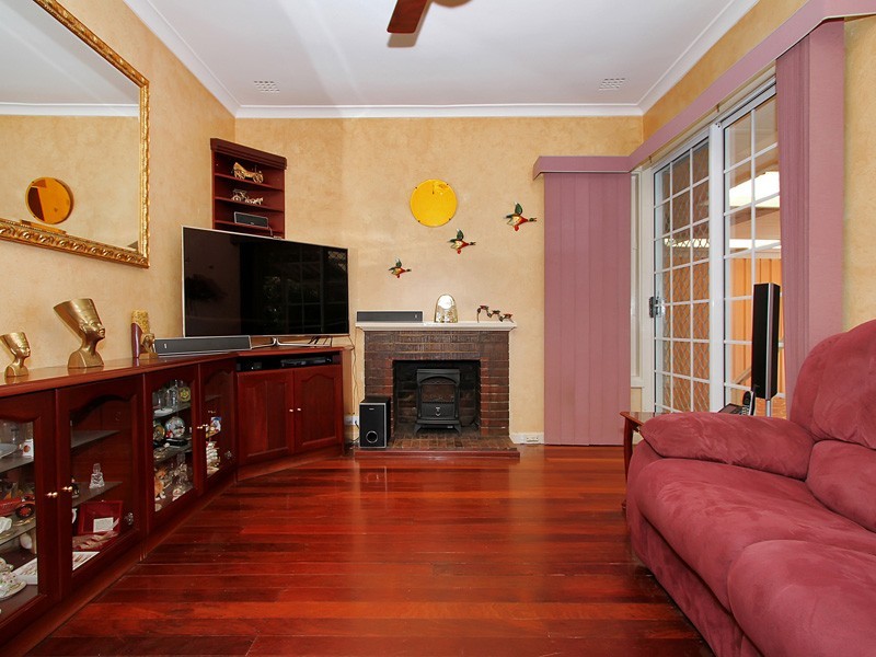 6 Steele Street, Eden Hill WA 6054