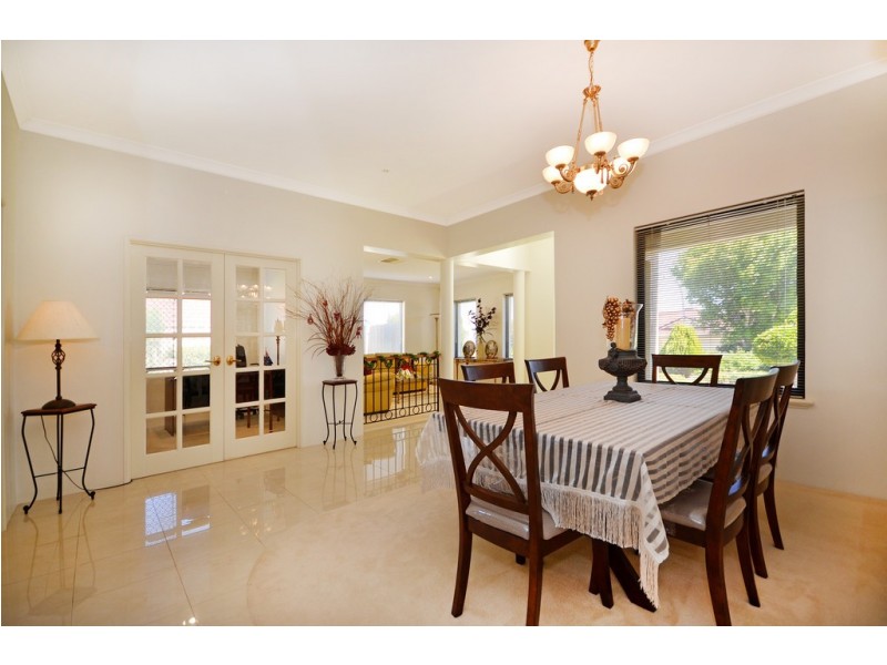 14 Cherrywood Avenue, Dianella WA 6059