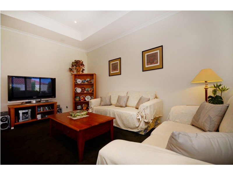 14 Cherrywood Avenue, Dianella WA 6059