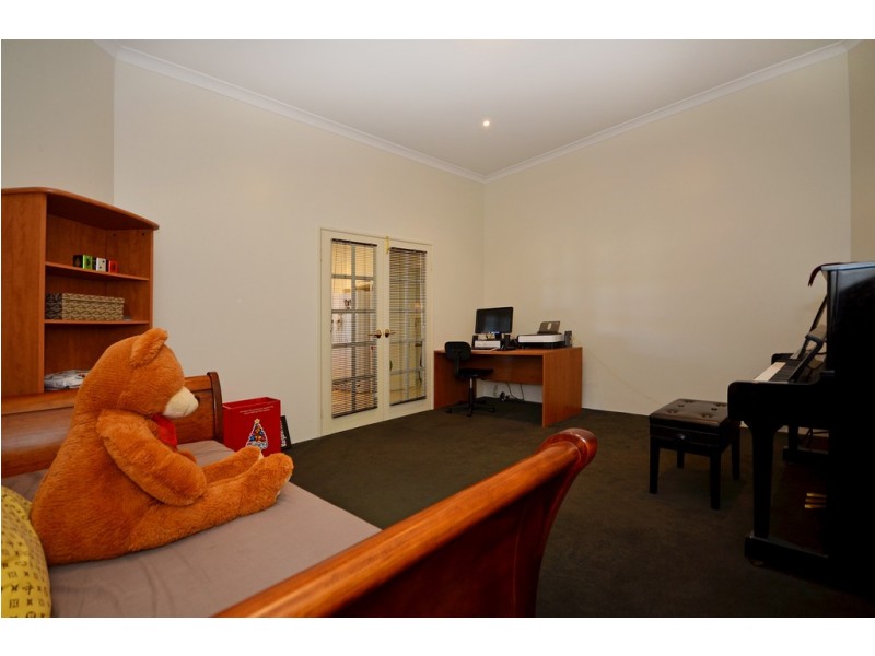 14 Cherrywood Avenue, Dianella WA 6059