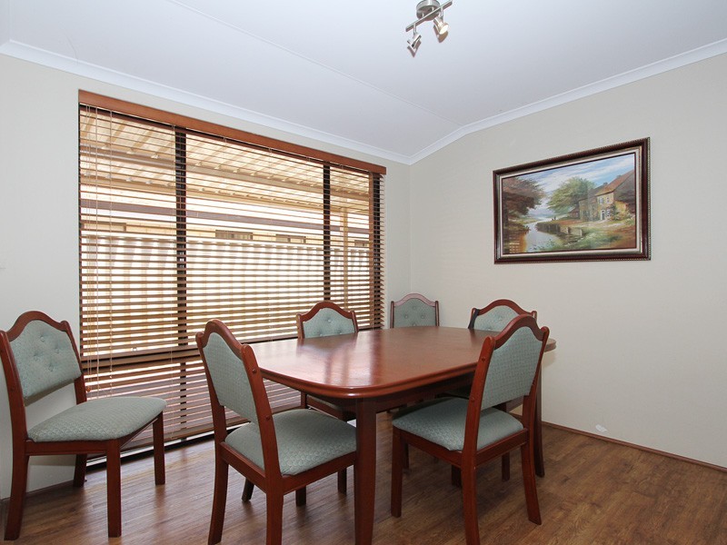 35 Lansdowne Entrance, Canning Vale WA 6155