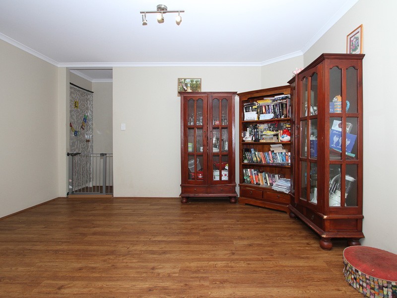 35 Lansdowne Entrance, Canning Vale WA 6155