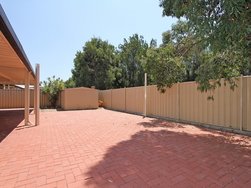 35 Lansdowne Entrance, Canning Vale WA 6155