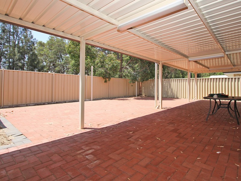 35 Lansdowne Entrance, Canning Vale WA 6155