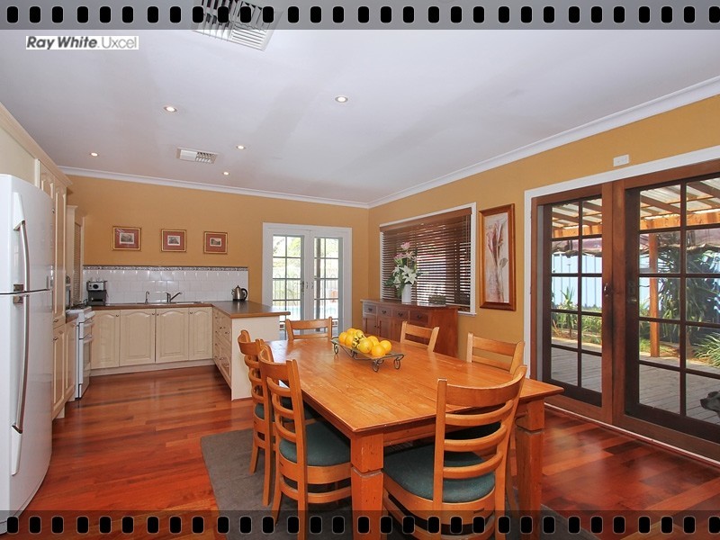 10 Fifth Avenue, Bassendean WA 6054