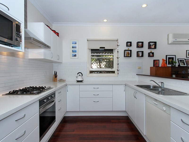 6 Schofield Street, Eden Hill WA 6054