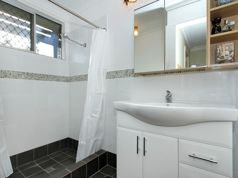 6 Schofield Street, Eden Hill WA 6054