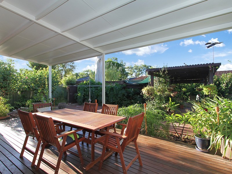 6 Schofield Street, Eden Hill WA 6054