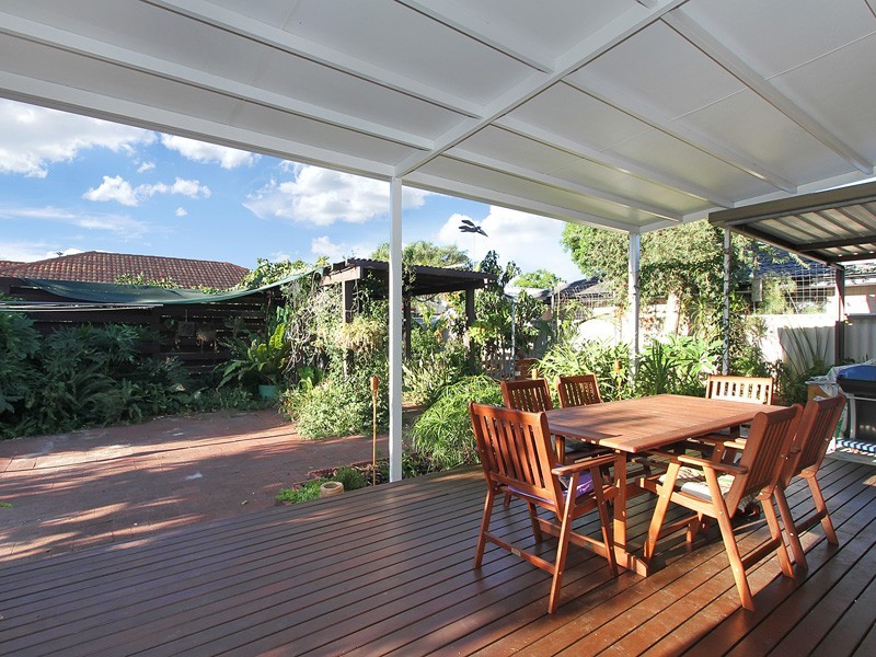 6 Schofield Street, Eden Hill WA 6054