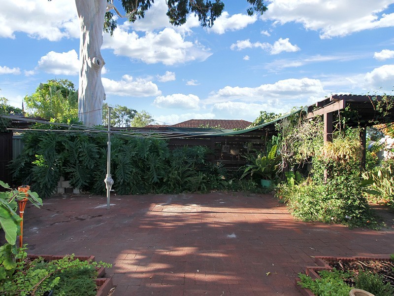 6 Schofield Street, Eden Hill WA 6054