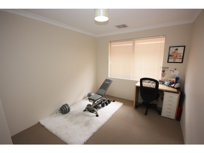 30 Billing Way, Caversham WA 6055